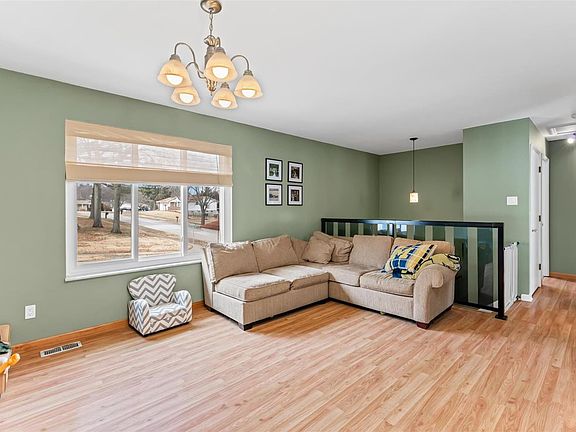 5th image of 2408 Wesford Dr