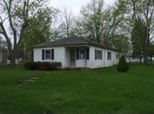 202 S Wayne St, Mendon, OH 45862
