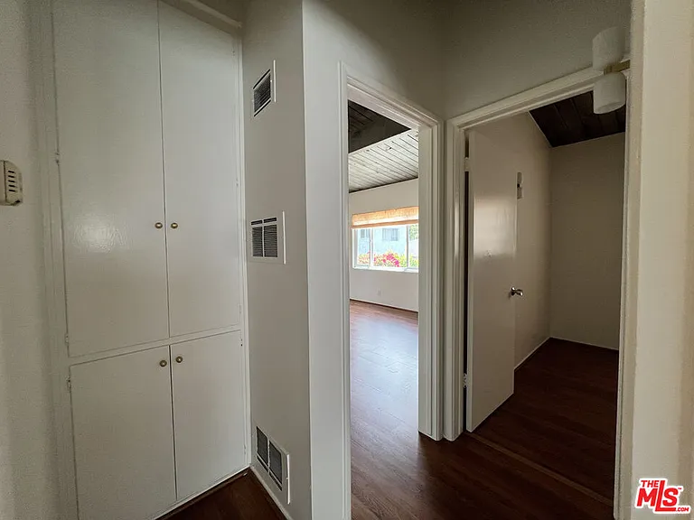 2215 Orange Grove Ave — Photo 11