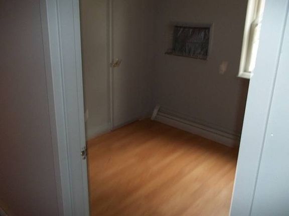 4th image of 8703 Kingston Pl #3