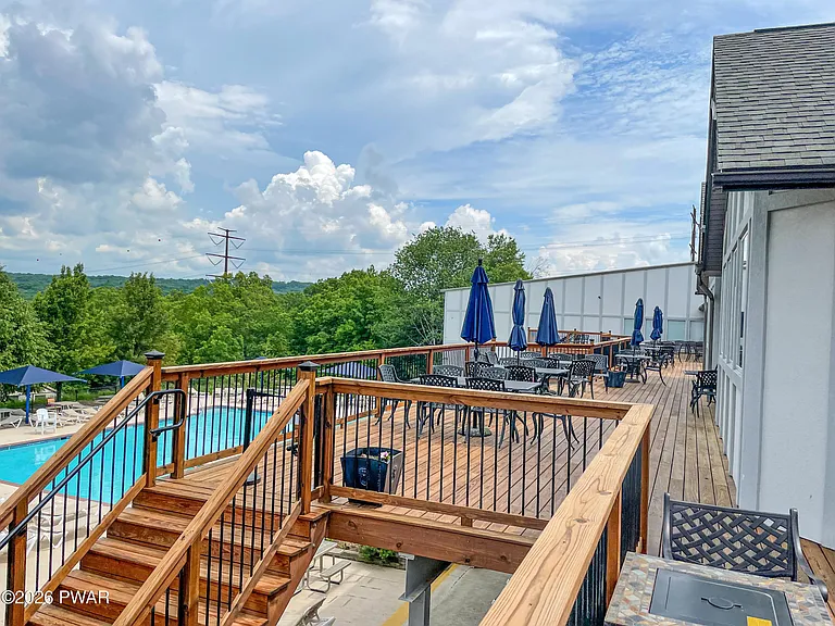 119 Saunders Dr — Photo 41