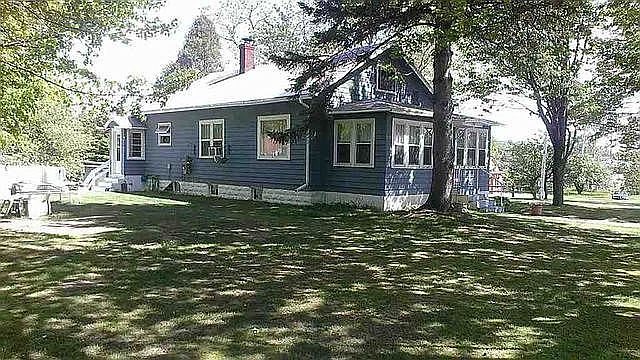 1st image of 118 W Wright Pl