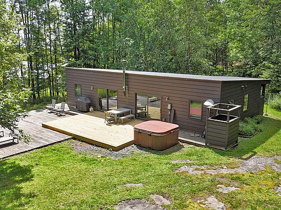2nd image of 4011 Klondike Road