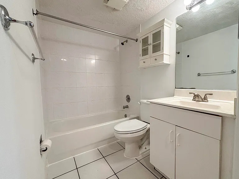 9013 NW 38th Dr #106 — Photo 6