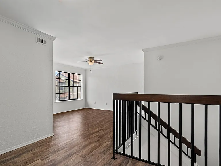 3100 Fairfield Ave #12A — Photo 14
