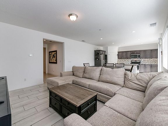 4th image of 6137 W Richert Ave
