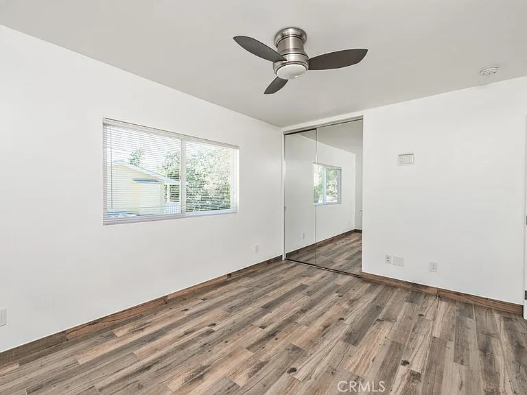 555 N Olive St #B — Photo 6