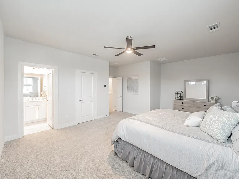 9713 Thorncrown Ln — Photo 15