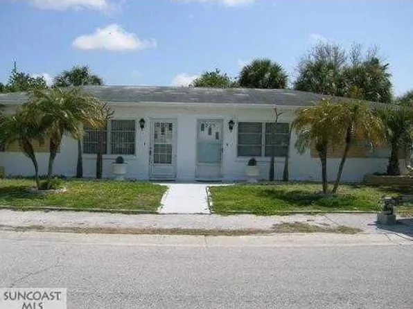 225 145th Ave E, Madeira Beach, FL 33708