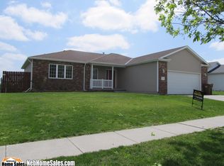 1651 Morton St, Lincoln, NE 68521