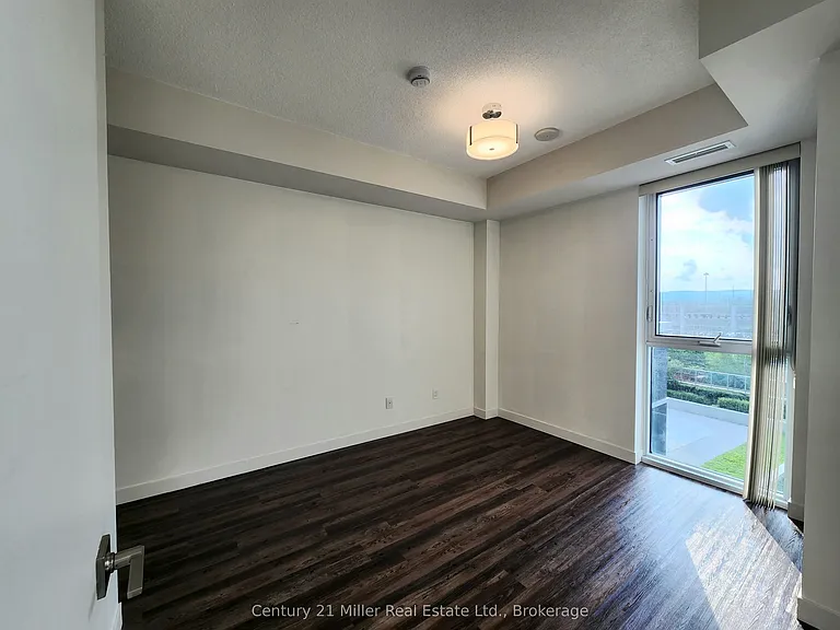 2087 Fairview St #607 — Photo 17