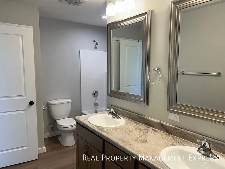 9666 W Tunis Dr — Photo 15