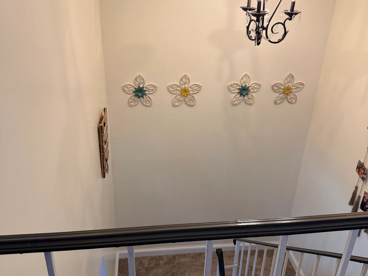 3 bed, 3.5 bath, 1450 sqft, $3,300 — Photo 2