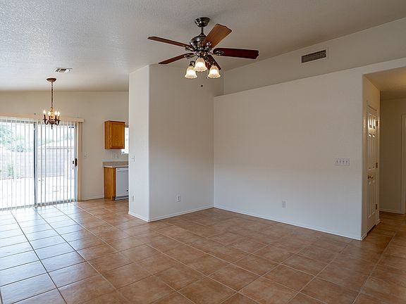 5th image of 2229 W Frostwood Ln