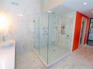 2666 Shaker Rd #1, Cleveland, OH 44118