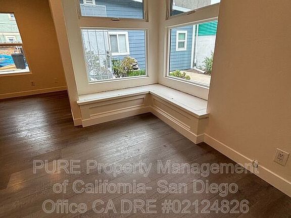 4th image of 1611 30th St APT 2