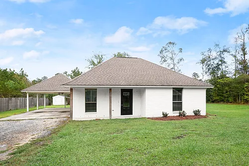 32590 Weiss Rd Photo 1