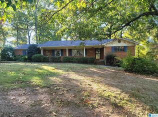 1238 Navajo Trl, Alabaster, AL 35007