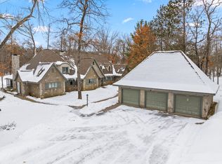 927 Chardonnay, Lewiston, MI 49756