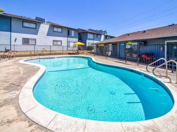 Ramada Village, 2121 Edison Ave #3aa8d1756, Sacramento, CA 95821