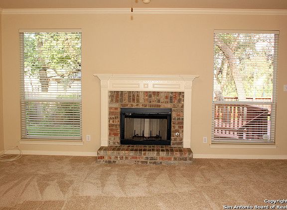 4th image of 13534 Crescent Creek Dr