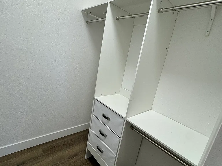 1588 Skyline Dr — Photo 25