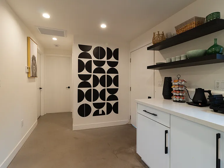 801 Daly Rd — Photo 12
