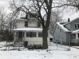 1104 Christopher St, Flint, MI 48503