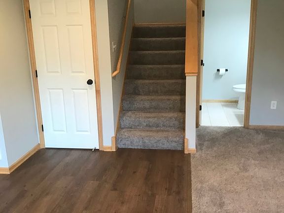 4th image of 8102 Pleasant View Dr NE #C