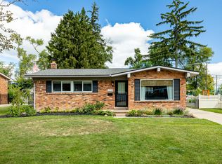 1530 Nantucket Rd, Plymouth, MI 48170