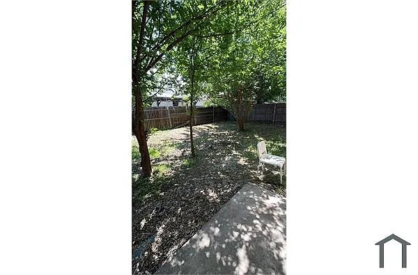 Building Photo - 9213 Old Clydesdale Dr