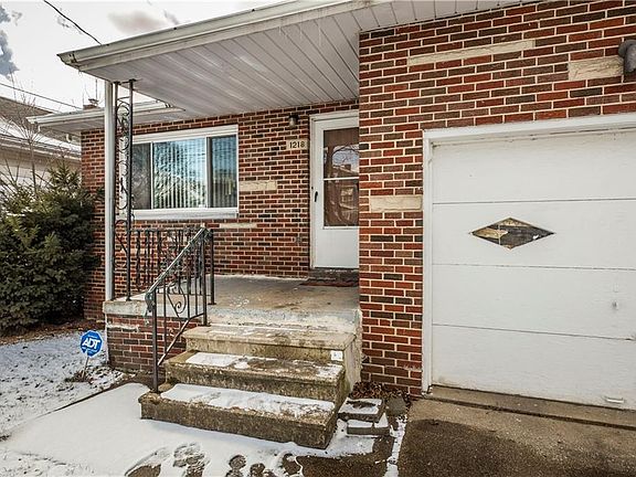 5th image of 1218 Herberich Ave