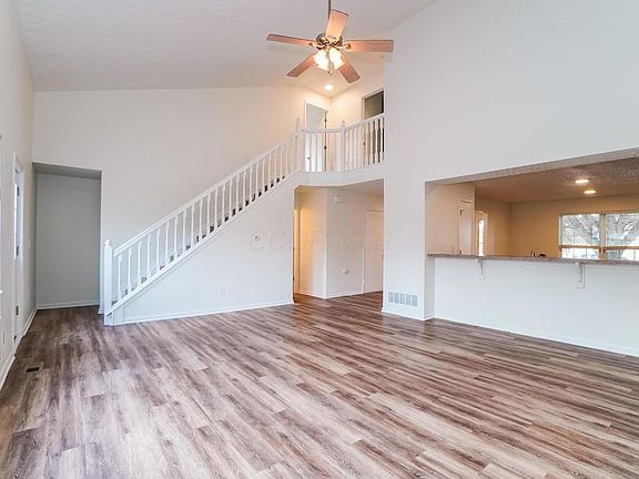 4th image of 14185 Ailesbury Ave