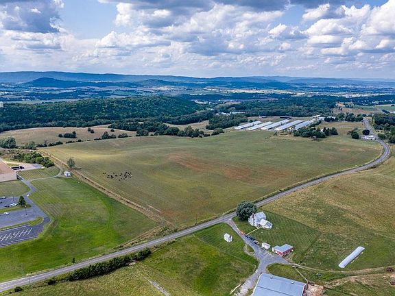2nd image of Kratzer Rd