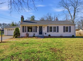 846 E Mountain Rd, Westfield, MA 01085