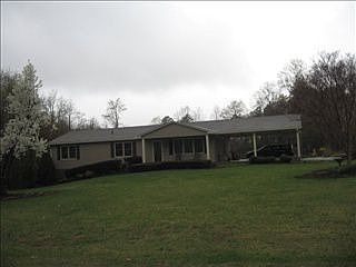 1st image of 402 Deerwood Dr