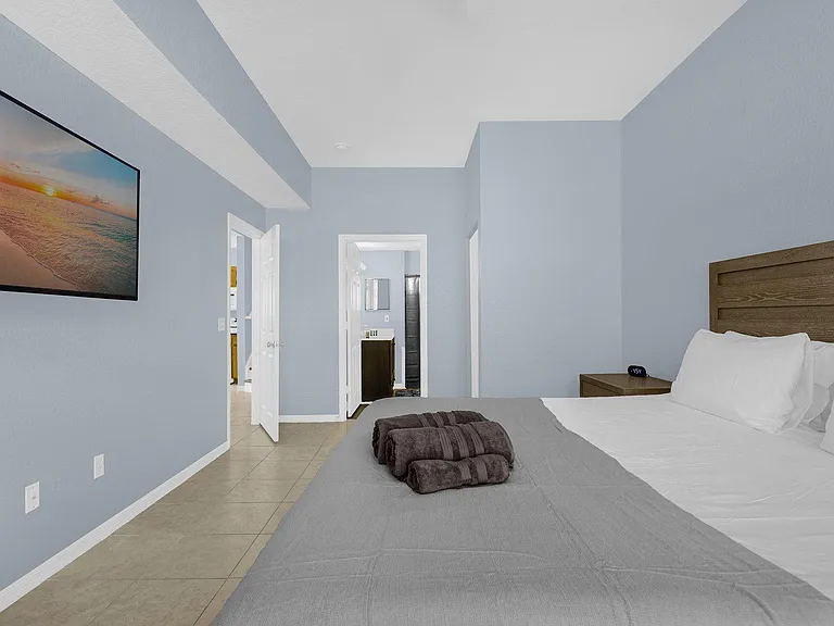 Venetian Bay Dr — Photo 6