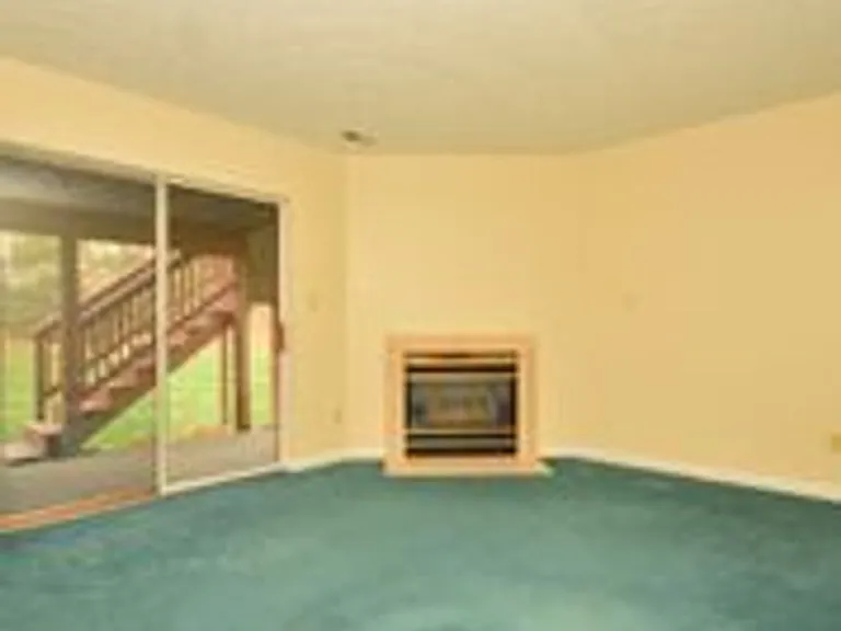 123 Hunter Ct — Photo 24