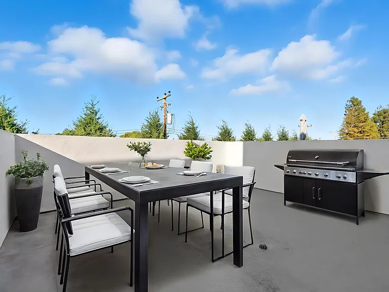 Stevens Creek Villas — Photo 39