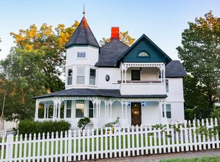 220 E Main St, Manchester, TN 37355