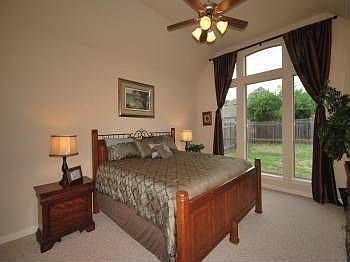 3rd image of 1208 Whitemoss Dr