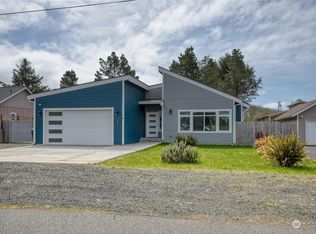 185 Jib St NW, Ocean Shores, WA