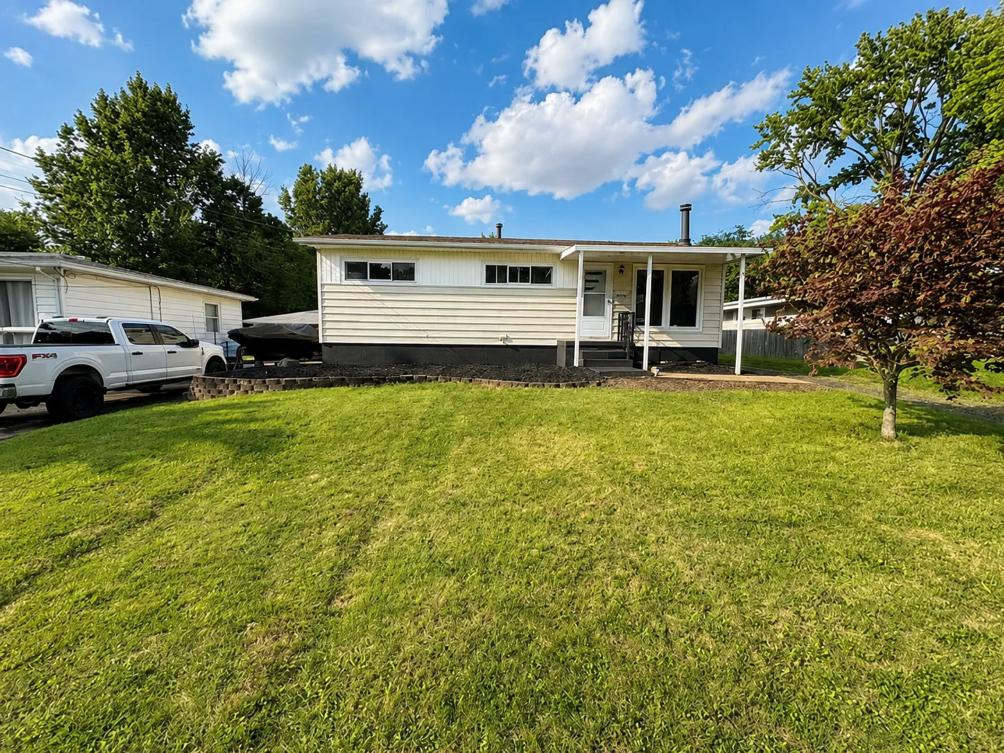 4 bed, 1144 sqft, $1,750 — Photo 3