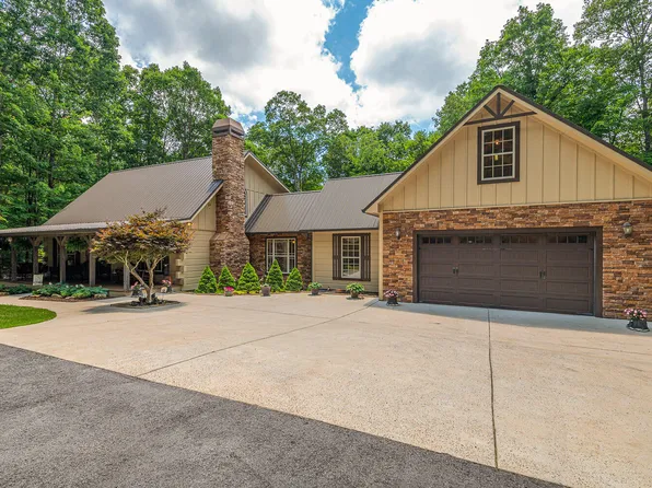 3411 Sourwood Ln, Signal Mtn, TN 37377