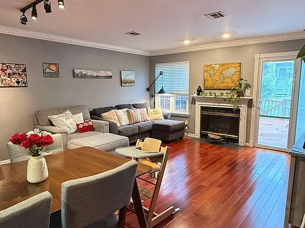 6 Leahy Ct, Somerset, NJ 08873