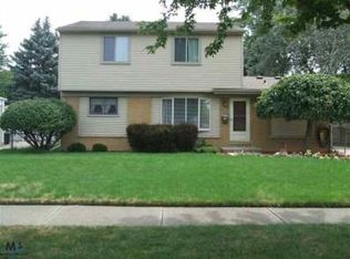 44204 Felstone Dr, Sterling Heights, MI 48313