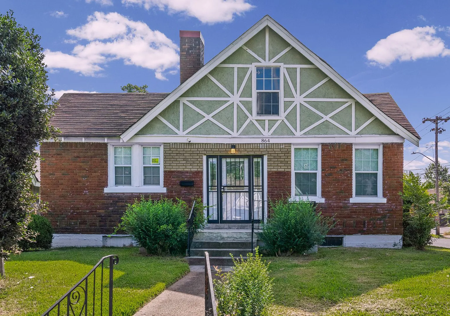 Charming 3-Bedroom Home in Vollintine-Evergreen — Photo 1