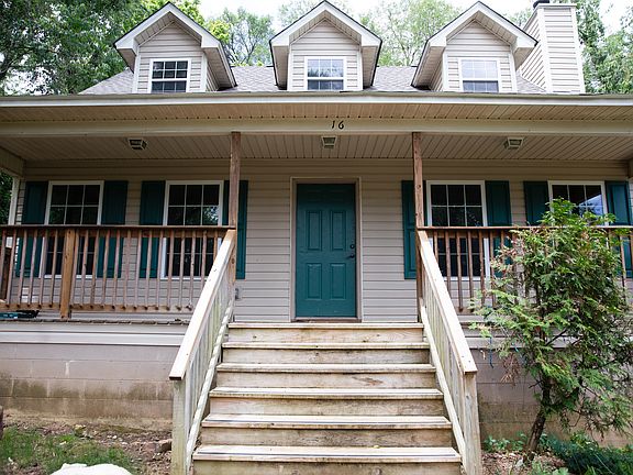Large front porch with room for hosting.