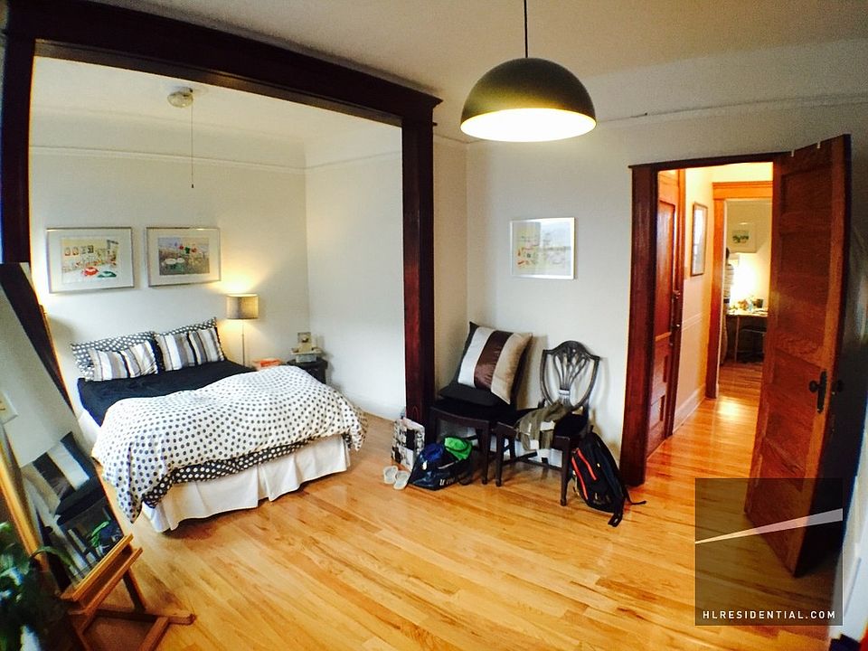 1st image of 3217 37th St APT 2