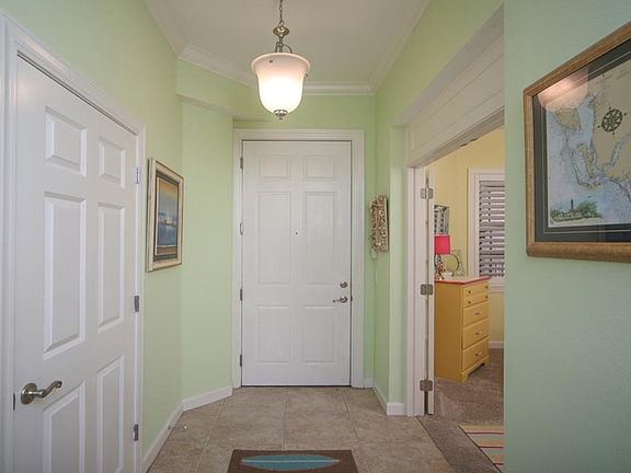 4th image of 10520 Amberjack Way Unit 202